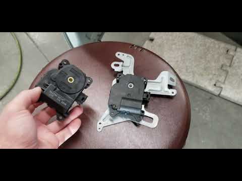 Видео: 2004 Lexus RX330. Замена привода заслонки воздуховода. HVAC air blend door actuator replacement.