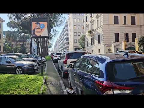 Видео: Корсо Триесте - ранна неделна разходка
