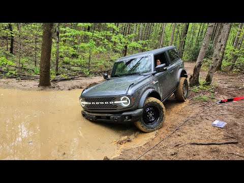 Видео: Внедорожные гонки Ford Bronco в пустошах