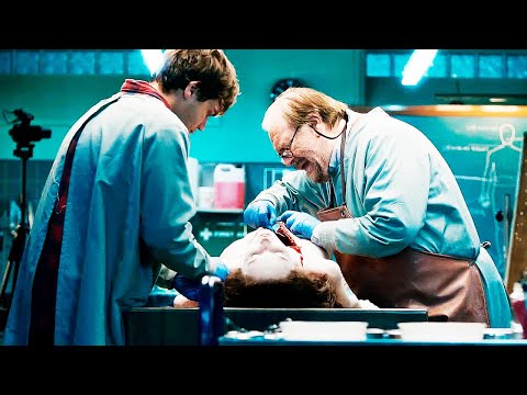 Видео: В морг привозят тело девушки, но она оказывается все еще жива