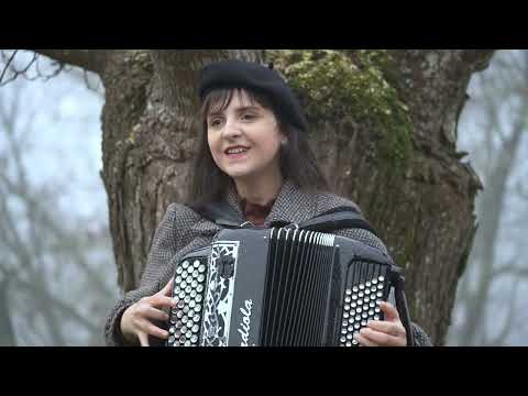 Видео: Дровосек - Зимний сад - Песня из короткометражного фильма «Марион LMJM - Зима»