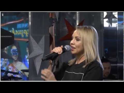 Видео: МакSим в студии Авторадио, 21.12.18