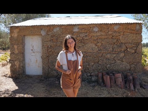 Видео: Жизнь на небольшой ферме без доступа к сети