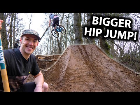 Видео: Мы перестроили наши местные трамплины и сделали их БОЛЬШЕ, чем раньше!