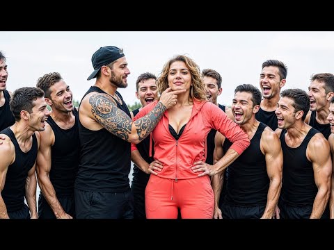 Видео: Генерал морпехов отдыхала… пока не нарвалась на гопников! Один звонок — и прилетел спецназ!