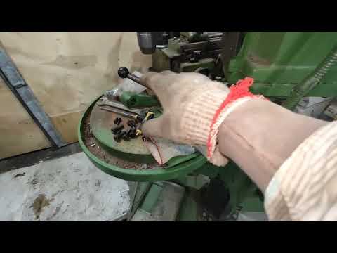 Видео: Сверлильный станок 2Н125Л заглянул внутрь и всё там на букву Х.....