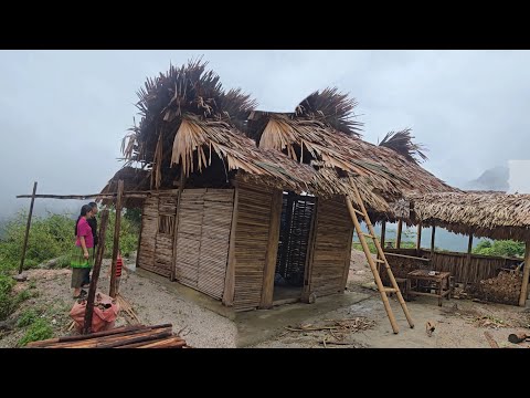 Видео: Сильный шторм прошлой ночью повредил крышу и кухню Ли Тиеу Дуа.