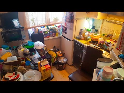 Видео: Расхламление на кухне! ДО и ПОСЛЕ! Выкидываю Всё НЕНУЖНОЕ🗑
