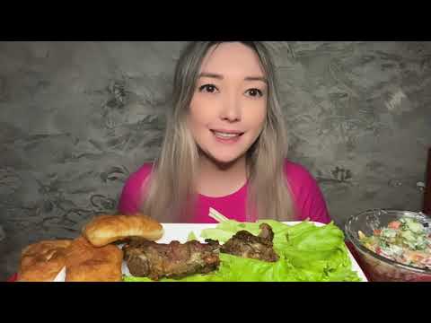 Видео: МУКБАНГ | запекла мясо 🥩