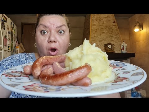 Видео: МУКБАНГ 🍽 САМАЯ ДЕШЁВАЯ ЕДА 😋 ПЮРЕ 1 КИЛОГРАММ И 2 КИЛОГРАММОВ СОСИСКИ 🙉 MUKBANG🍴bangets and mash