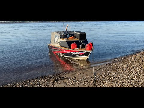 Видео: Рыбалка в притоках Оби.