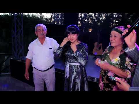 Видео: Зодрӯзи Умеда бону дар тарабхонаи Улфатлар