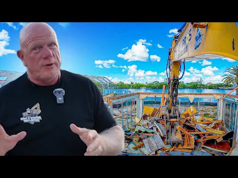 Видео: Переезд дома в Бонита-Спрингс с неожиданным финалом