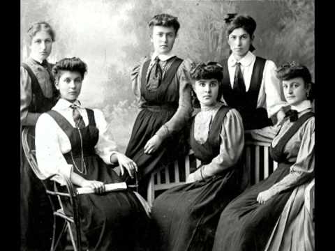 Видео: М. Георгиева, Крондев - Роза (1936)