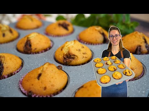Видео: Пухкави шоколадови мъфини за 30 минути | Вкусни рецепти с Таня