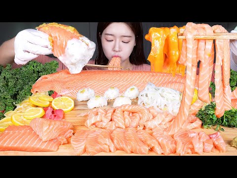 Видео: ASMR МУКБАНГ | Режу лосося так, как хочу! Целый сырой лосось 🐟 Лапша с лососем, суши и сашими