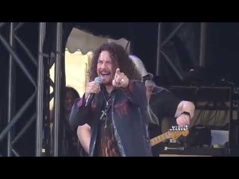 Видео: The Sweet — Teenage Rampage (концерт на фестивале The Maid of Stone — 20 июля 2025 г.)