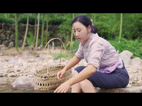 Видео: Жареная свинина с баклажанами | Успокойтесь и будьте добры к себе.【Шэнь Дань】