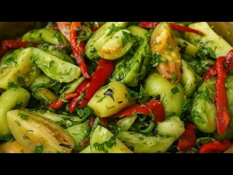 Видео: РЕЦЕПТ САМЫХ ВКУСНЫХ МАРИНОВАННЫЕ ЗЕЛЁНЫЕ ПОМИДОРЫ - РЕЦЕПТ ИЗ ТАШКЕНТА!!! СЬЕДАЮТСЯ НА УРА! 🙌 