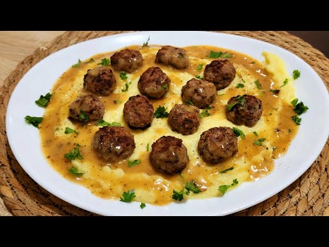 Видео: Цариградски кюфтенца с картофено пюре и вкусен сос!