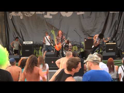 Видео: Слезы - Иногда люди вспоминают "Доброфест" 29/06/2013