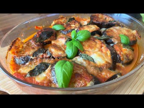 Видео: Parmigiana di melanzane 🍆 Пармиджана из баклажанов.