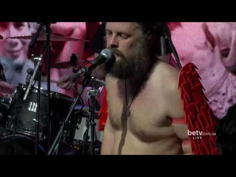 Видео: Хамерман Знищує Віруси - Универсальные солдаты. Шоу "Год Хамермана по китайскому календарю"