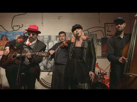 Видео: Катя Косякова, Вася Ложкин и Элитная рок-группа федерального уровня — Стану звездой