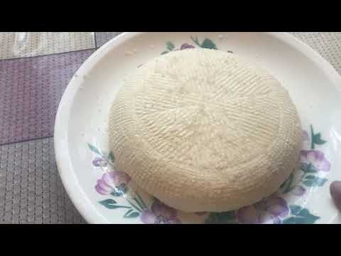 Видео: Учусь готовить Домашний сыр 🧀 Готовит Свекровь вкусно и просто