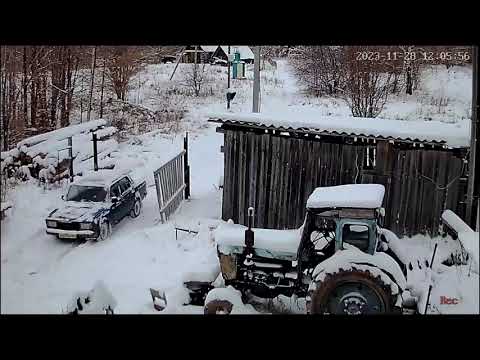 Видео: Чистим снег я и машина.