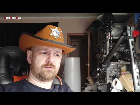 Видео: Подключил к ПК - сгорел микрофон! Ремонт Retevis RT3S. Радиошериф вещает - Stuff