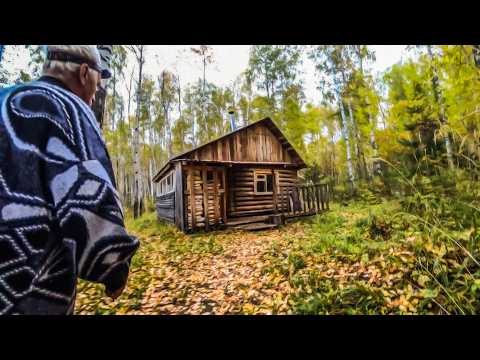 Видео: ОСТАНОВКА НА ОСТРОВЕ! Попали в шторм и остались ночевать в избе!