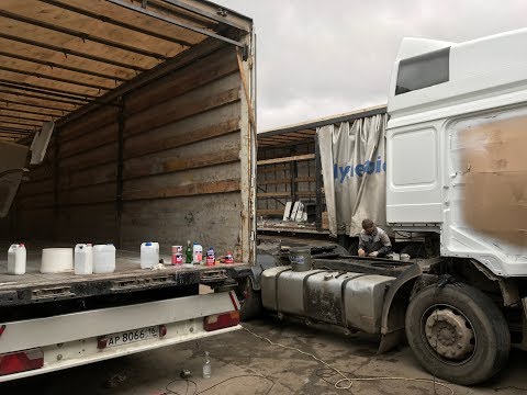 Видео: 4 часть. Восстановление кабины МАН F2000. Покраска дверей, пластика, капота.