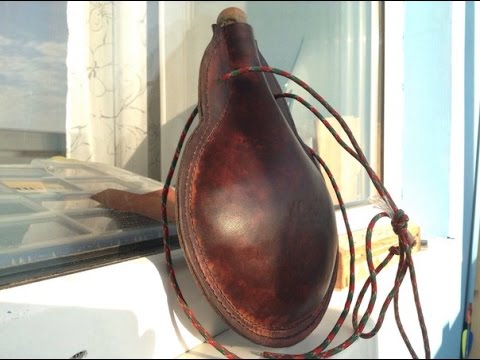 Видео: Работа с кожей. Фляжка из кожи. Часть 2. Leather flask.