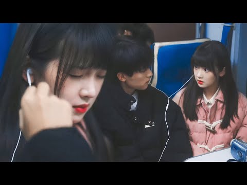 Видео: 【CUT10】🍿Он аккуратно надевает наушники испуганной Золушке☺️