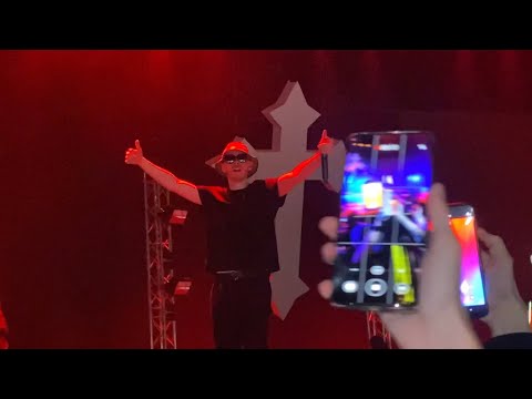 Видео: Вован Блогер | Концерт Big Baby Tape в Москве. Слэм и беспредел в гардеробе.