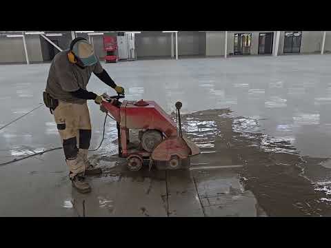 Видео: Штроба в монолите