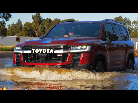 Видео: Toyota Land Cruiser LC300 Hybrid 2026 года | Демонстрация брутального бездорожья