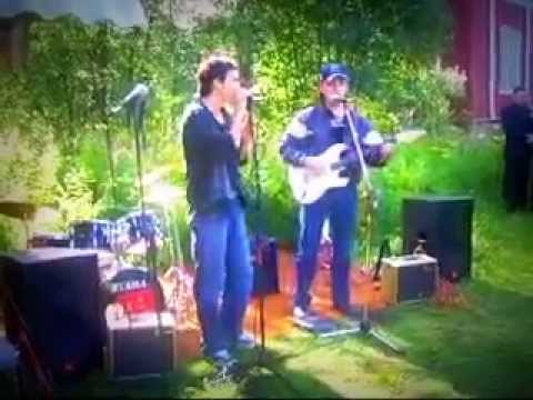 Видео: Александр Бон в группе Роджер   "Конь"