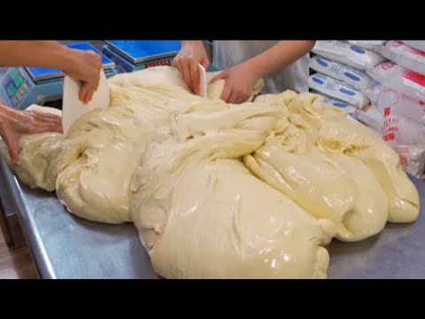 Видео: Ежедневно Продаётся 1000 штук!!!Популярный жаренный Самаркандский хлеб в Тандыре!!!Узбекистан!!