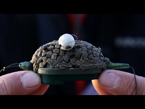 Видео: Рыбалка на Flat-Feeder и Pop-Up 10мм по холодной воде, поиски карпа с помощью кораблика с эхолотом