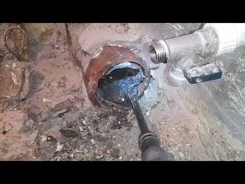Видео: #чугунтройник Чугунный тройник.Канализация.Замена.