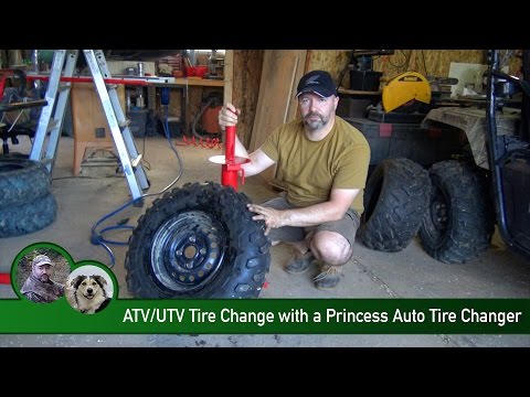 Видео: Замена шин для квадроциклов/мотовездеходов с помощью шиномонтажного станка Princess Auto
