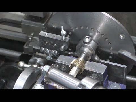 Видео: САМОДЕЛЬНОЕ УСТРОЙСТВО ДЛЯ ИЗГОТОВЛЕНИЯ ШЕСТЕРЕН