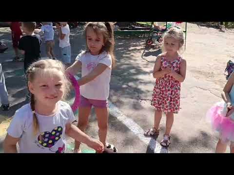 Видео: Гра "Передай кільце".