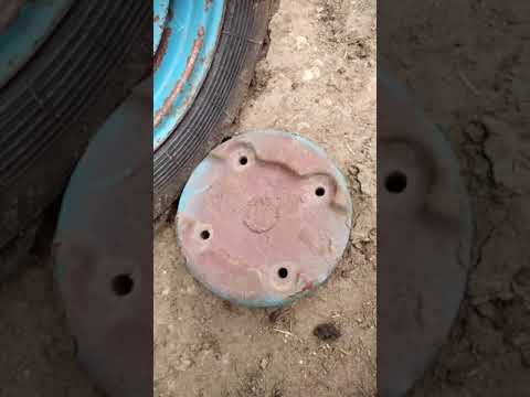 Видео: Мотоблок МТЗ 12 уд 25 смена колеи!