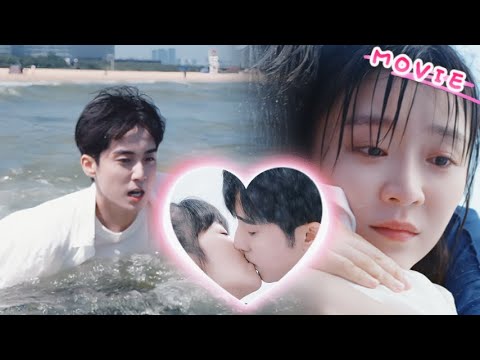 Видео: От травмы к поцелую! Он прыгнул, спас её – и лёд в сердце растаял!💥