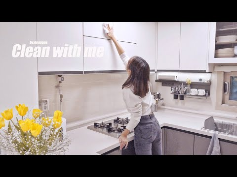Видео: Как поддерживать чистоту на кухне без особых усилий / Простые советы по уборке