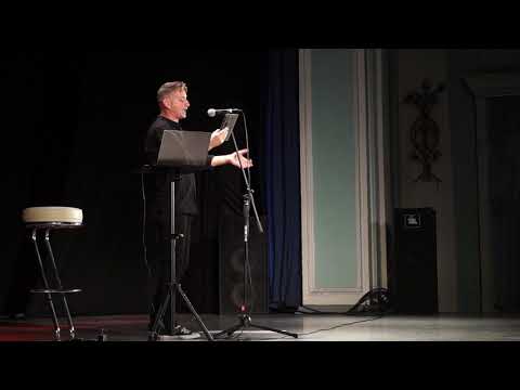 Видео: Сергій Жадан — У місті з'явилися невідомі святі