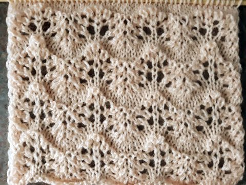 Видео: Полупрозрачный ажурный узор спицами для летней блузы, кардигана, туники